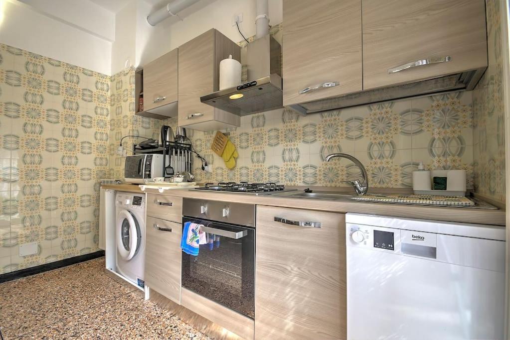 Mariani'S Home Finale Ligure Eksteriør bilde